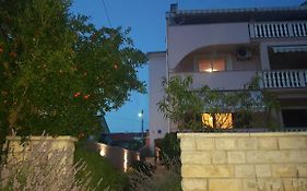 Apartmani Lucija